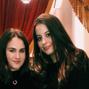 Meet your Posher, Olivia